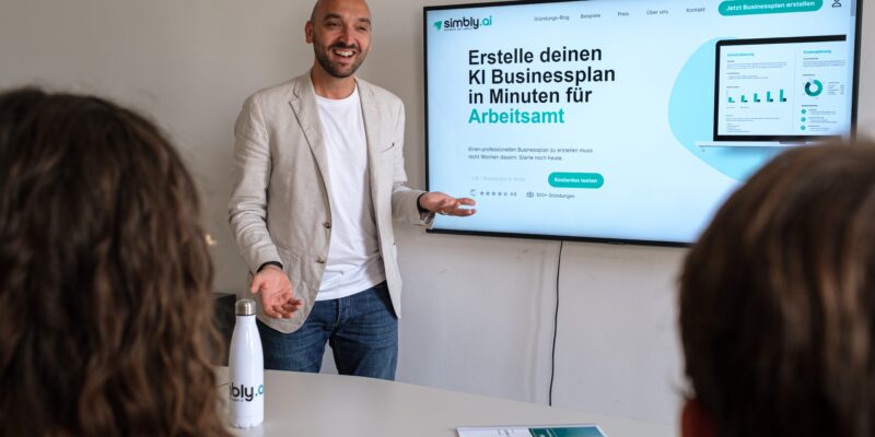 KI statt Excel-Frust: Wie das Wiener Startup simbly den Businessplan neu definiert